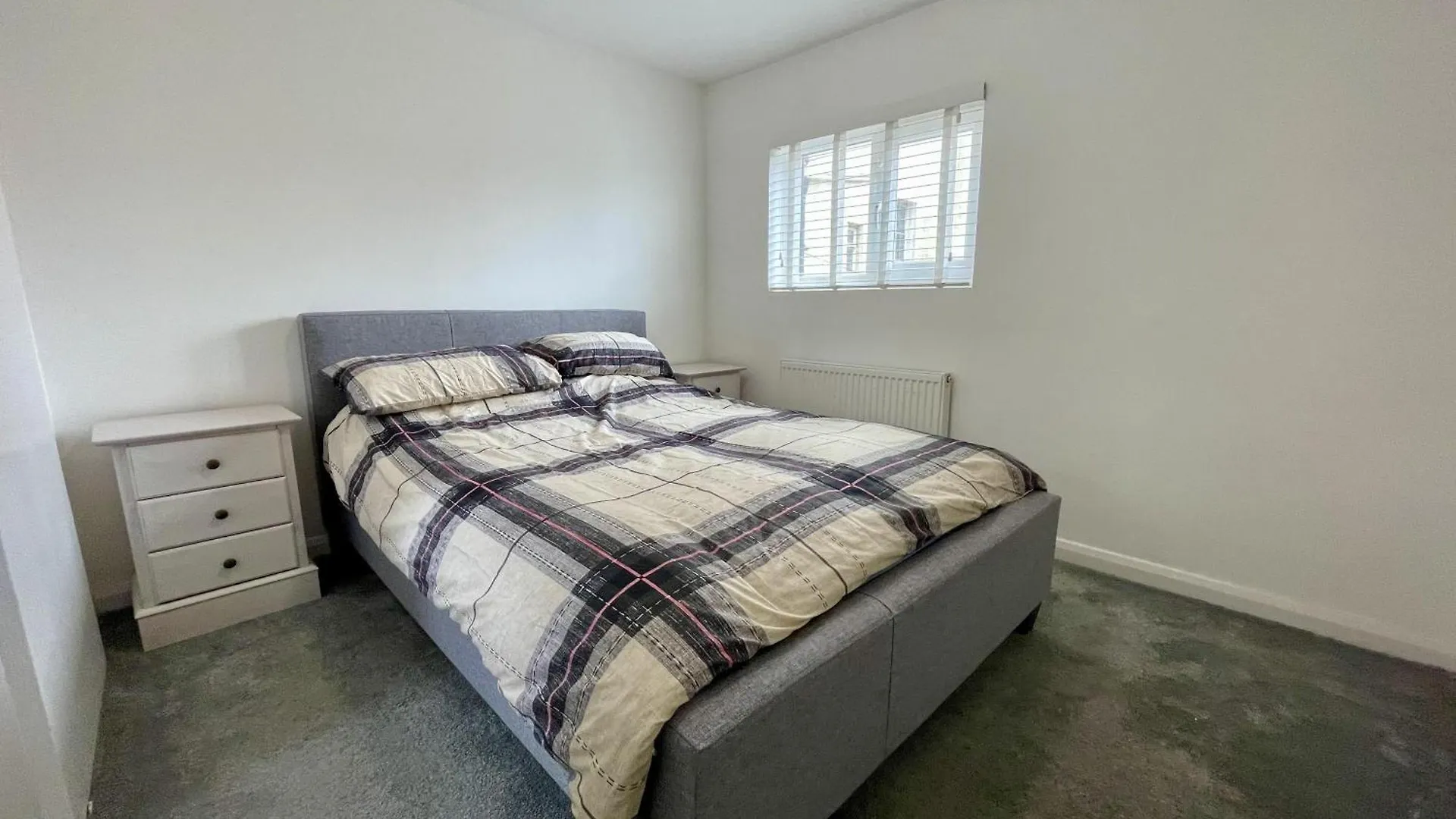 Impeccable 2-Bed Apartment In Scarborough 0*,  Reino Unido